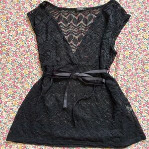 Black gothic lace babydoll short sleeve top with leaf pattern and bow